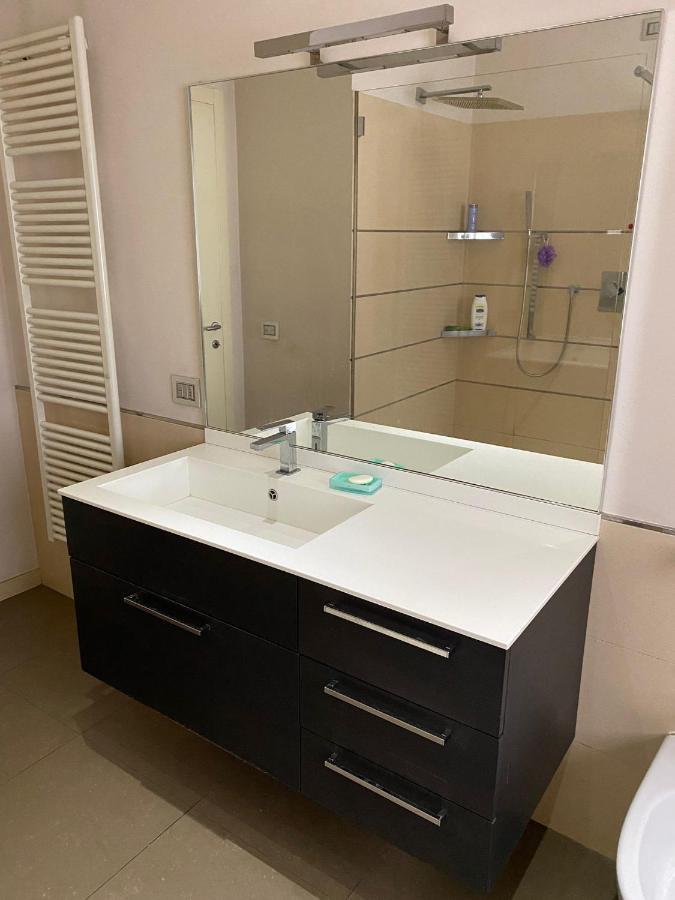 Lovely Apartment In The New Porta Nuova Area Milano Ngoại thất bức ảnh